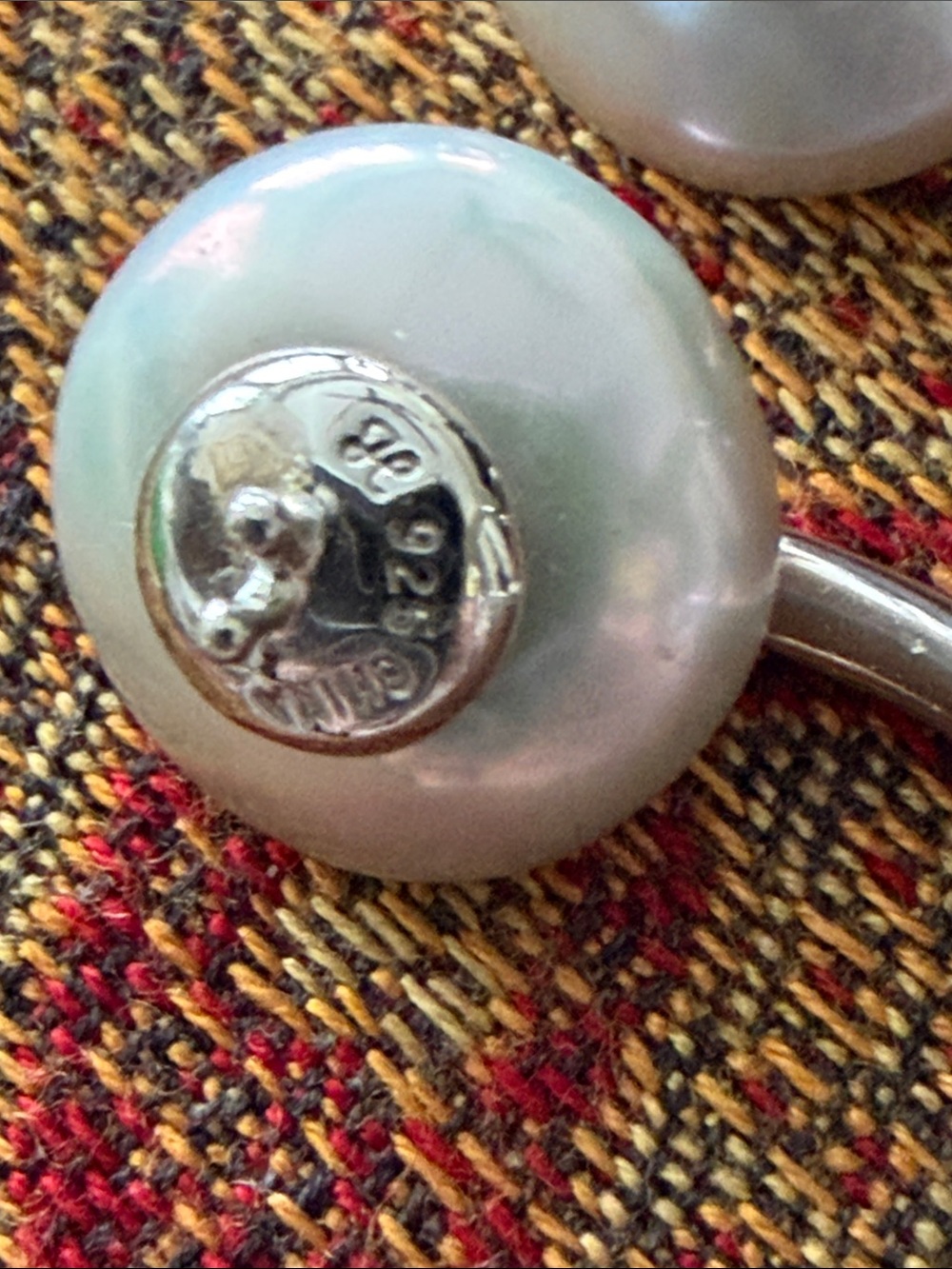 Exquisite delicate sterling silver pierced pearl earrings - Picture 9 of 11